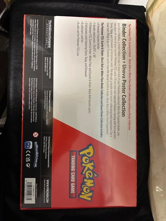 Pokémon Black & White — Bolt & Flare Poster + Binder Collection - Picture 2 of 2